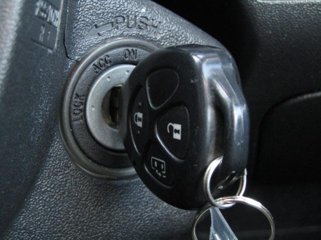 ハイエースワゴン ＧＬ　アルパイン８インチナビ／ＤＶＤ再生／ブルートゥース／バックカメラ／ＥＴＣ／電動スライドドア／ＨＩＤ／フォグランプ／１６インチアルミ／リアフィルム／１オーナー／ディーラー記録簿有り／（41枚目）