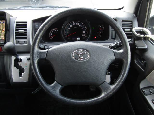 ハイエースワゴン ＧＬ　アルパイン８インチナビ／ＤＶＤ再生／ブルートゥース／バックカメラ／ＥＴＣ／電動スライドドア／ＨＩＤ／フォグランプ／１６インチアルミ／リアフィルム／１オーナー／ディーラー記録簿有り／（45枚目）