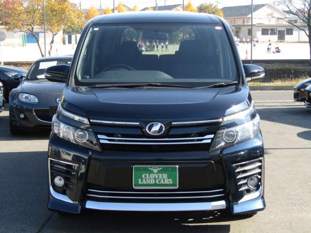 ヴォクシー ＺＳ　純正９インチナビ／フリップダウンモニター／バックカメラ／コーナーセンサー／ＥＴＣ／ＤＶＤ再生／ブルートゥース／両側電動スライド／モデリスタ１８インチアルミ／ＬＥＤ／フォグランプ／（8枚目）