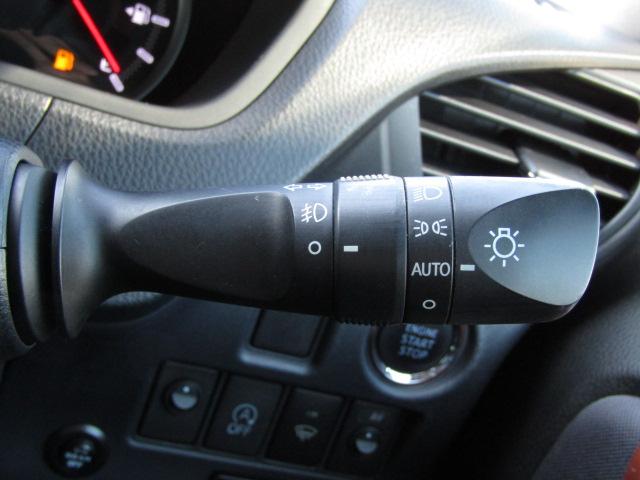 ヴォクシー ＺＳ　純正９インチナビ／フリップダウンモニター／バックカメラ／コーナーセンサー／ＥＴＣ／ＤＶＤ再生／ブルートゥース／両側電動スライド／モデリスタ１８インチアルミ／ＬＥＤ／フォグランプ／（25枚目）