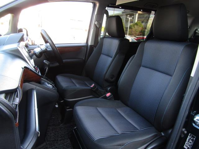 ヴォクシー ＺＳ　純正９インチナビ／フリップダウンモニター／バックカメラ／コーナーセンサー／ＥＴＣ／ＤＶＤ再生／ブルートゥース／両側電動スライド／モデリスタ１８インチアルミ／ＬＥＤ／フォグランプ／（34枚目）