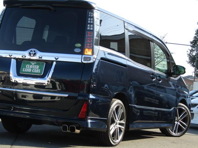 ヴォクシー ＺＳ　純正９インチナビ／フリップダウンモニター／バックカメラ／コーナーセンサー／ＥＴＣ／ＤＶＤ再生／ブルートゥース／両側電動スライド／モデリスタ１８インチアルミ／ＬＥＤ／フォグランプ／（57枚目）