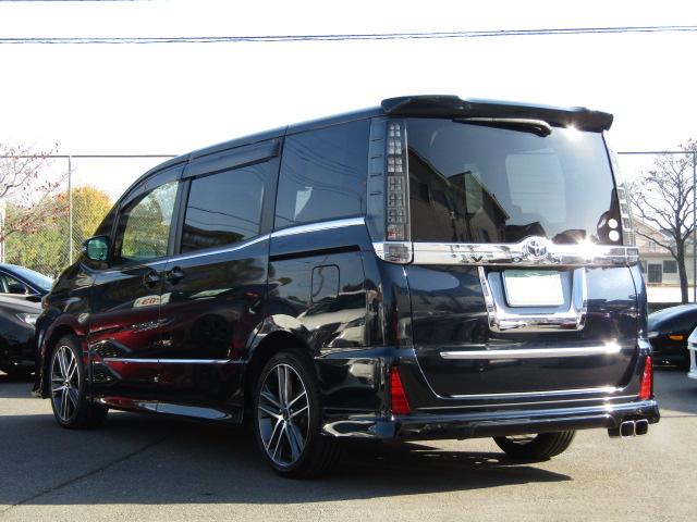 ヴォクシー ＺＳ　純正９インチナビ／フリップダウンモニター／バックカメラ／コーナーセンサー／ＥＴＣ／ＤＶＤ再生／ブルートゥース／両側電動スライド／モデリスタ１８インチアルミ／ＬＥＤ／フォグランプ／（64枚目）