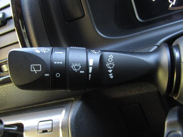 ハイエースバン スーパーＧＬ　ダークプライムＩＩ　セーフティセンス／衝突軽減ブレーキ／レーンキープアシスト／コーナーセンサー／社外フルセグナビ／ＤＶＤ再生／ブルートゥース／バックカメラ／ドライブレコーダー／ＥＴＣ／ＬＥＤ／１オーナー／（25枚目）