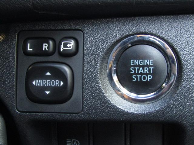 ハイエースバン スーパーＧＬ　ダークプライムＩＩ　セーフティセンス／衝突軽減ブレーキ／レーンキープアシスト／コーナーセンサー／社外フルセグナビ／ＤＶＤ再生／ブルートゥース／バックカメラ／ドライブレコーダー／ＥＴＣ／ＬＥＤ／１オーナー／（30枚目）