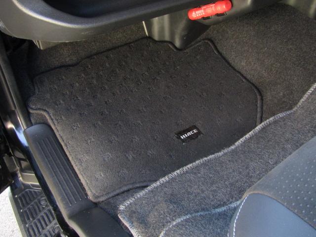 ハイエースバン スーパーＧＬ　ダークプライムＩＩ　セーフティセンス／衝突軽減ブレーキ／レーンキープアシスト／コーナーセンサー／社外フルセグナビ／ＤＶＤ再生／ブルートゥース／バックカメラ／ドライブレコーダー／ＥＴＣ／ＬＥＤ／１オーナー／（38枚目）