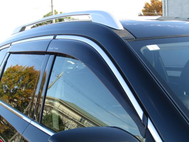 エクストレイル モード・プレミアHVオーテック30thアニバーサリー 特別仕様車/サンルーフ/アラウンドビュー/クルコン/黒革シート/Cセンサー/エマージェンシーブレーキ/純正フルセグナビ/シートヒーター/パワーバックドア/オーテックAW/4WD/(20枚目)