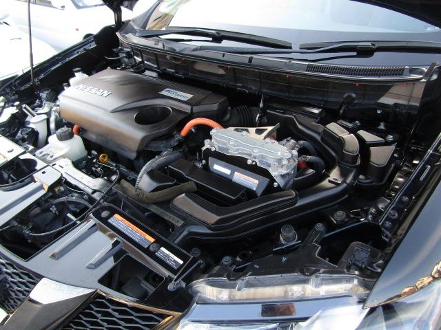 エクストレイル モード・プレミアHVオーテック30thアニバーサリー 特別仕様車/サンルーフ/アラウンドビュー/クルコン/黒革シート/Cセンサー/エマージェンシーブレーキ/純正フルセグナビ/シートヒーター/パワーバックドア/オーテックAW/4WD/(63枚目)