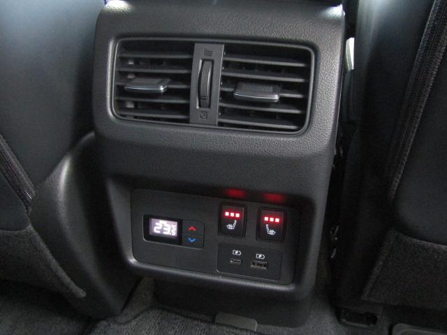 エクストレイル G e-4ORCE プロパイロット/パワーバックドア/コネクトナビ/ブルートゥース/前後ドラレコ/2.0ETC/エマージェンシーブレーキ/パーキングアシスト/シートヒーター/置くだけ充電/4WD/HVターボ(17枚目)