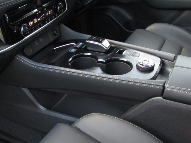 エクストレイル G e-4ORCE プロパイロット/パワーバックドア/コネクトナビ/ブルートゥース/前後ドラレコ/2.0ETC/エマージェンシーブレーキ/パーキングアシスト/シートヒーター/置くだけ充電/4WD/HVターボ(46枚目)