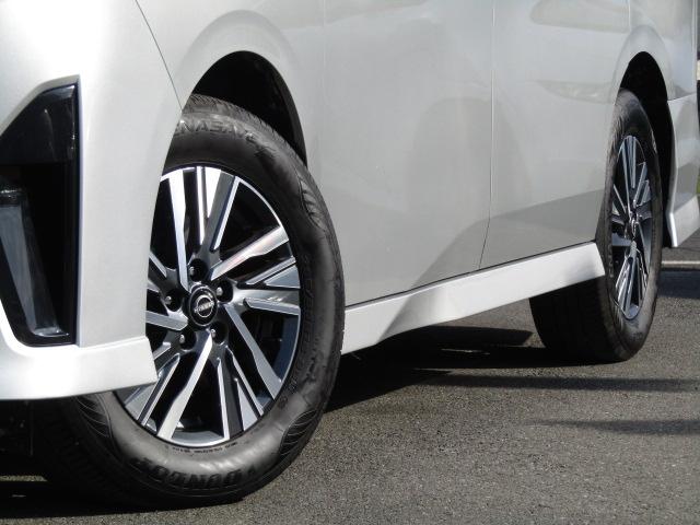 セレナ ハイウェイスターＶ　１２．３インチコネクトナビ／フリップダウン／アラウンドビュー／プロパイロット／衝突軽減ブレーキ／Ｃセンサー／半革シート／両側電動ドア／２．０ＥＴＣ／置くだけ充電／デジタルインナーミラー／（20枚目）