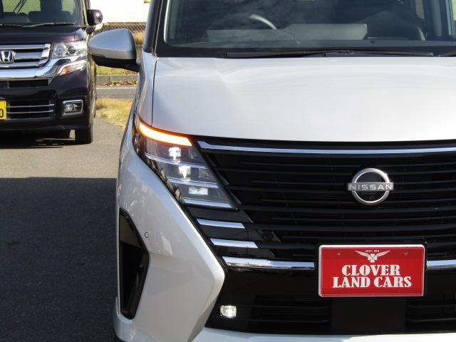 セレナ ハイウェイスターＶ　１２．３インチコネクトナビ／フリップダウン／アラウンドビュー／プロパイロット／衝突軽減ブレーキ／Ｃセンサー／半革シート／両側電動ドア／２．０ＥＴＣ／置くだけ充電／デジタルインナーミラー／（26枚目）