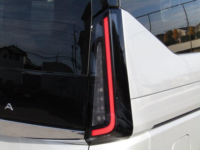 セレナ ハイウェイスターＶ　１２．３インチコネクトナビ／フリップダウン／アラウンドビュー／プロパイロット／衝突軽減ブレーキ／Ｃセンサー／半革シート／両側電動ドア／２．０ＥＴＣ／置くだけ充電／デジタルインナーミラー／（27枚目）