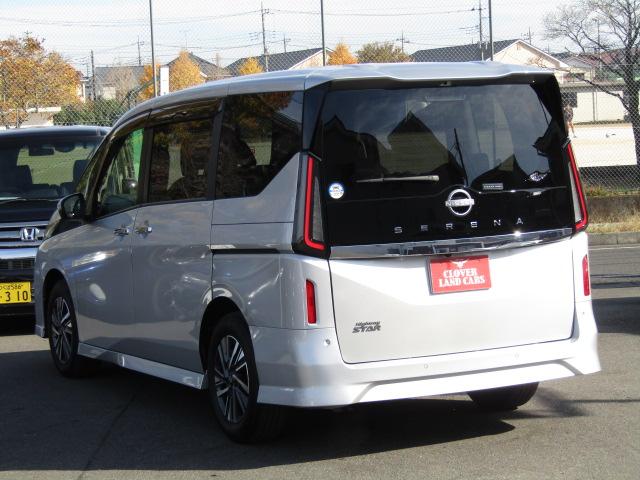 セレナ ハイウェイスターＶ　１２．３インチコネクトナビ／フリップダウン／アラウンドビュー／プロパイロット／衝突軽減ブレーキ／Ｃセンサー／半革シート／両側電動ドア／２．０ＥＴＣ／置くだけ充電／デジタルインナーミラー／（31枚目）