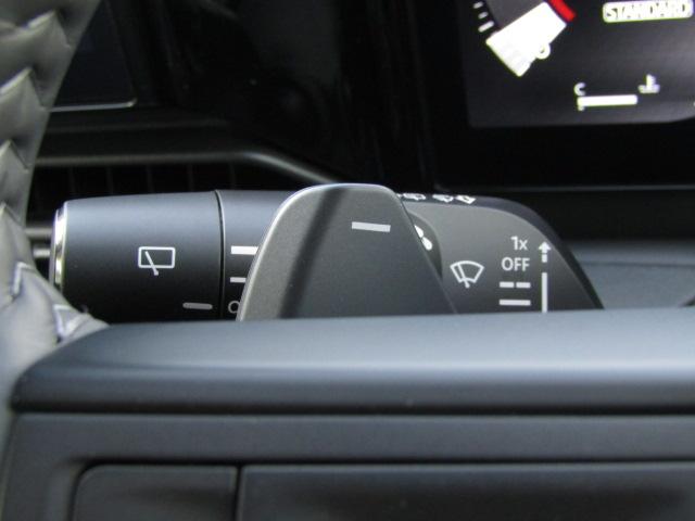 セレナ ハイウェイスターＶ　１２．３インチコネクトナビ／フリップダウン／アラウンドビュー／プロパイロット／衝突軽減ブレーキ／Ｃセンサー／半革シート／両側電動ドア／２．０ＥＴＣ／置くだけ充電／デジタルインナーミラー／（50枚目）