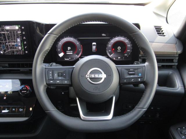 セレナ ハイウェイスターＶ　１２．３インチコネクトナビ／フリップダウン／アラウンドビュー／プロパイロット／衝突軽減ブレーキ／Ｃセンサー／半革シート／両側電動ドア／２．０ＥＴＣ／置くだけ充電／デジタルインナーミラー／（56枚目）