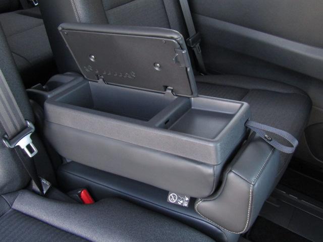 セレナ ハイウェイスターＶ　１２．３インチコネクトナビ／フリップダウン／アラウンドビュー／プロパイロット／衝突軽減ブレーキ／Ｃセンサー／半革シート／両側電動ドア／２．０ＥＴＣ／置くだけ充電／デジタルインナーミラー／（63枚目）