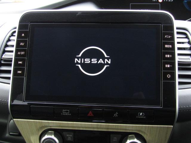 セレナ ｅ－パワー　ハイウェイスターＶ　純正１０インチナビ／フリップダウンモニター／プロパイロット／コーナーセンサー／アラウンドビュー／デジタルインナーミラー／ドラレコ／ブラインドスポット／両側電動スライド／１オーナー／（12枚目）