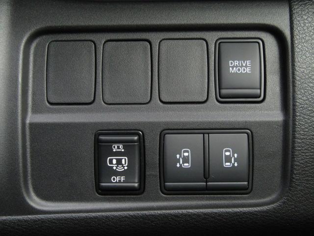 セレナ ｅ－パワー　ハイウェイスターＶ　純正１０インチナビ／フリップダウンモニター／プロパイロット／コーナーセンサー／アラウンドビュー／デジタルインナーミラー／ドラレコ／ブラインドスポット／両側電動スライド／１オーナー／（13枚目）