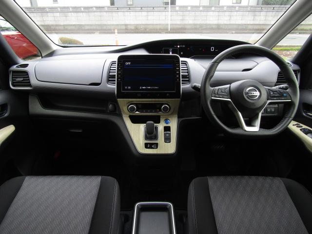 セレナ ｅ－パワー　ハイウェイスターＶ　純正１０インチナビ／フリップダウンモニター／プロパイロット／コーナーセンサー／アラウンドビュー／デジタルインナーミラー／ドラレコ／ブラインドスポット／両側電動スライド／１オーナー／（50枚目）