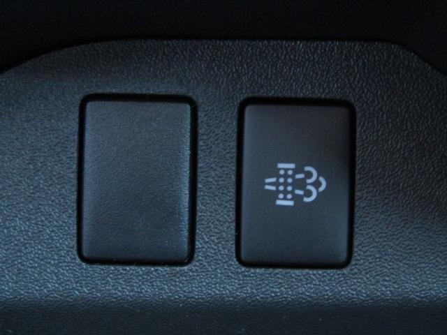 ハイエースバン ＤＸ　ＧＬパッケージ　セーフティセンス／衝突軽減ブレーキ／レーンキープアシスト／コーナーセンサー／デジタルインナーミラー／リアクーラー／リアヒーター／ＭＴモード／ＬＥＤヘッド／オートマチックハイビーム／（32枚目）