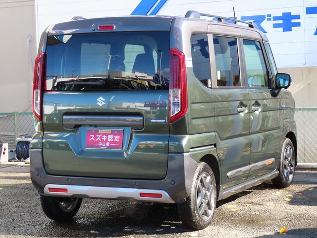 スペーシア ギア　ＨＹＢＲＩＤ　ＸＺターボ　全方位モニター付メモリーナビ　スズキコネクト　パドルシフト　両側電動スライドドア　ＬＥＤヘッドランプ　キーレスプッシュスタート　ルーフレール　アダプティブクルーズコントロール　Ｓオーディオスイッチ　電動パーキングブレーキ（6枚目）