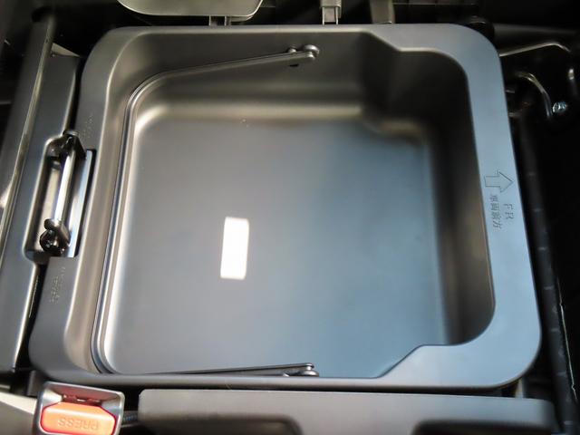 スペーシア ギア　ＨＹＢＲＩＤ　ＸＺターボ　全方位モニター付メモリーナビ　スズキコネクト　パドルシフト　両側電動スライドドア　ＬＥＤヘッドランプ　キーレスプッシュスタート　ルーフレール　アダプティブクルーズコントロール　Ｓオーディオスイッチ　電動パーキングブレーキ（54枚目）