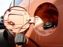 ＦＸ　オートライト　車両走行安定補助システム　アンブレラホルダー　フルオートエアコン　運転席シートヒーター　シートアンダーボックス（26枚目）