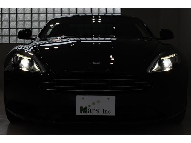 クーペ　ＤＢ９　ＧＴ　正規Ｄ車　後期最終型　５４７馬力　ＧＴ専用装備　全ディーラー記録簿　２０インチアロイＡＷ　レッドキャリパー　シートＨ　ヘッドレスト刺繍　バックカメラ　ＥＴＣ　取説　記録簿　Ｓ鍵　右Ｈ(3枚目)