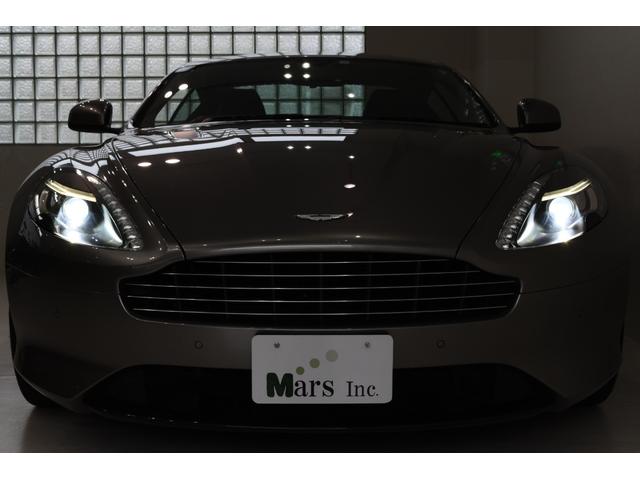 ＤＢ９ クーペ　ＧＴ　正規ディーラー車　タッチトロニック２　後期最終型　５４７馬力　Ｏｎｅ７７ステア　カーボンＦスポイラー＆ディフューザー　カーボンフェイシア　コントラストステッチ　２０ＡＷ　取説　記録簿　Ｓ鍵（3枚目）