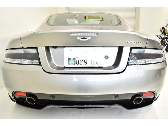 ＤＢ９ クーペ　ＧＴ　正規ディーラー車　タッチトロニック２　後期最終型　５４７馬力　Ｏｎｅ７７ステア　カーボンＦスポイラー＆ディフューザー　カーボンフェイシア　コントラストステッチ　２０ＡＷ　取説　記録簿　Ｓ鍵（7枚目）