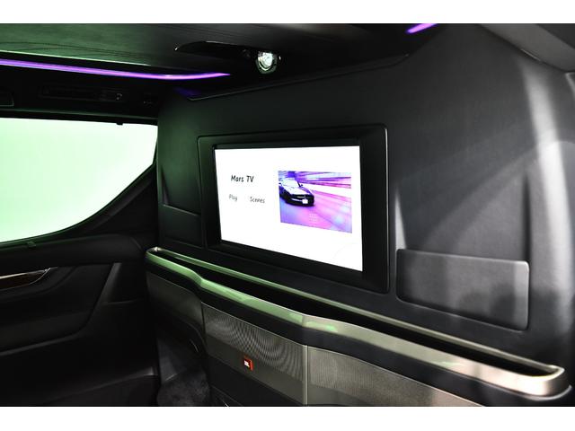 アルファード 3.5ロイヤルラウンジ フルパーテーション ロイヤルラウンジ専用シート 24インチリアエンターテインメント JBLサウンドシステム クーラーBOX 17インチAW 取説 記録簿 S鍵(14枚目)