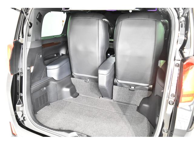 アルファード 3.5ロイヤルラウンジ フルパーテーション ロイヤルラウンジ専用シート 24インチリアエンターテインメント JBLサウンドシステム クーラーBOX 17インチAW 取説 記録簿 S鍵(20枚目)