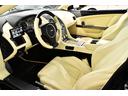 ＤＢ９ クーペ　正規Ｄ車　ツートンレザーインテリア　カラーキードステアリング　ピアノブラックウッドパネル　メモリ付Ｐシート　シートＨ　社外ナビＴＶ　１９インチＡＷ　Ｆ＆Ｒパークセンサー　左ハンドル　取説　記録簿　Ｓ鍵（8枚目）