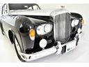 ベントレーその他 Ｓタイプ　ＳＩＩＩ　６．２３Ｌ　Ｖ８ＯＨＶ　４ＡＴ　１９６４年モデル　令和４年１１月日本自動車査定協会査定実施　修復歴なし　内外装フルレストア済　黒＆銀コンビ色　純正１５ＡＷ　社外オーディオ　詳細証明完備（5枚目）