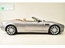 ＤＢ９ ヴォランテ　タッチトロニック　正規ディーラー車　開閉式ナビゲーション　バックカメラ　ブラックトップ　ベージュレザー　純正１９インチＡＷ　パワーシート　シートＨ　左ハンドル　ＥＴＣ　取説　スペアキー完備（6枚目）