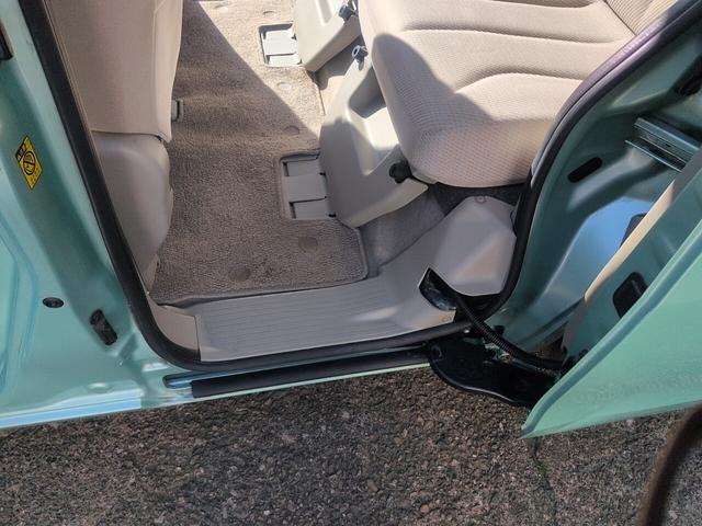 スペーシア G スマートキー 電動格納ミラー 両側スライドドア アイドリングストップ オートエアコン ドアバイザー 純正マット(56枚目)