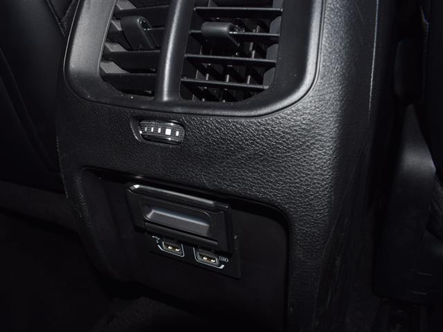 リミテッド ワンオーナー ルーフレール 純正ナビBカメ LEDライト 衝突被害軽減ブレーキ SDナビ クリアランスソナー 電動リアゲート Bカメラ ETC2.0 シートヒーター Bluetooth接続 4WD(24枚目)