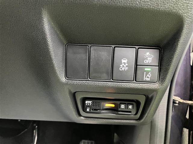 ステップワゴン モデューロX ホンダセンシング フ゜レミアムスハ゜イスハ゜ーフ゜ルP/純正SDナビ パーキングアシスト Bカメラ レーダークルーズコントロール 1オーナー BTオーディオ 両側パワースライドドア 衝突被害軽減ブレーキ DVD ETC(32枚目)