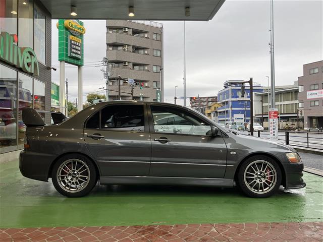 安心の全車保証付き！（※部分保証、国産車は納車後３ヶ月、輸入車は納車後１ヶ月の保証期間となります）。その他長期保証（有償）もご用意しております！※長期保証を付帯できる車両には条件がございます。