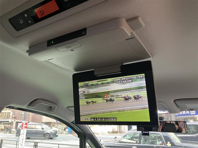 ヴォクシー ハイブリッドV BT接続 SDナビゲーション シートヒー スマートキープッシュスタート DVD再生可 Aライト Bモニター オートクルーズ Wエアバック ナビTV ESC ETC車載器 リモコンキー PS 3列(31枚目)