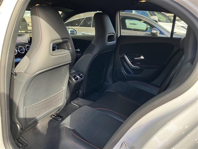 Ａクラス Ａ２００ｄ　ＡＭＧラインパッケージ（21枚目）