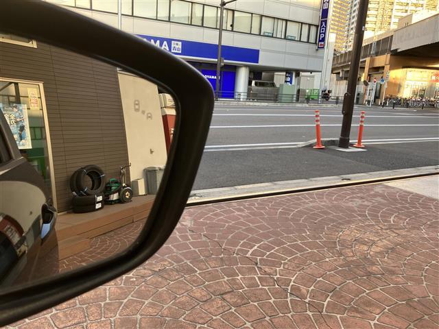 エクリプスクロス Gプラスパッケージ 車線逸脱 キーレスエントリー ブレーキサポート 地デジ Pセンサー オートクルーズ ワンオーナ USB接続 オートライト アイドリングストップ機能 オートエアコン スマートキー LEDヘッドランプ(16枚目)