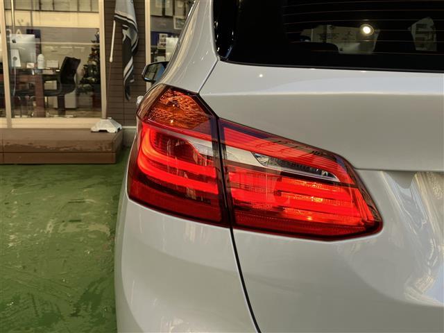 2シリーズ 218dアクティブツアラー ラグジュアリー ワンオナ/ベージュレザー/コンフォートPKG (17枚目)