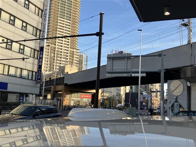 2シリーズ 218dアクティブツアラー ラグジュアリー ワンオナ/ベージュレザー/コンフォートPKG (23枚目)