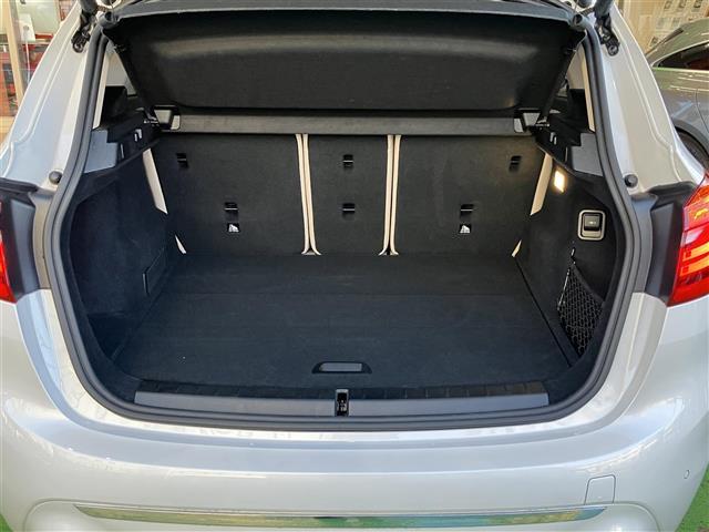 2シリーズ 218dアクティブツアラー ラグジュアリー ワンオナ/ベージュレザー/コンフォートPKG (24枚目)