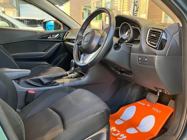 アクセラスポーツ 15S Bカメラ/衝突被害軽減システム/クルコン Rカメ パワステ サイドSRS セキュリティーアラーム ナビ付 横滑防止装置 アイドリングSTOP 整備記録簿 パワーウインドウ メモリーナビ付 エアコン(41枚目)