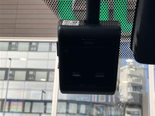 プリウスＰＨＶ Ｓセーフティプラス　ワンオナ／モデリスタＡＷ／急速充電／クリソナ　ＳＤ　アイドリングストップ　横滑り防止装置　１オーナー　ナビＴＶ　地デジＴＶ　前席シートヒーター　レーンキープアシスト　記録簿　キーフリー　スマートキー（40枚目）