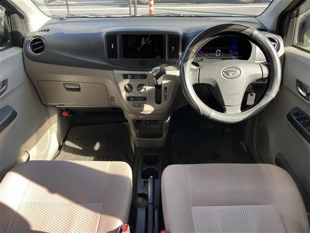 ミライース Ｘ　アイドリング　ワイヤレスキー　助手席エアバッグ　ＥＴＣ車載器　運転席エアバッグ　パワーウィンドー　ＡＢＳ　エアコンパワステ　パワステ（8枚目）