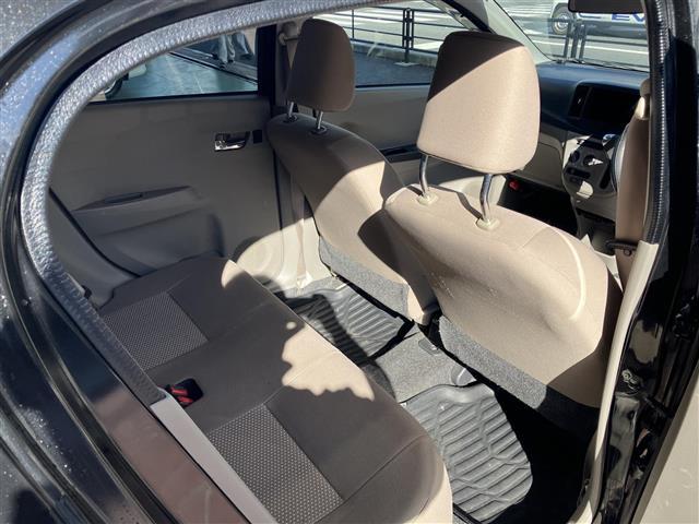 ミライース Ｘ　アイドリング　ワイヤレスキー　助手席エアバッグ　ＥＴＣ車載器　運転席エアバッグ　パワーウィンドー　ＡＢＳ　エアコンパワステ　パワステ（11枚目）